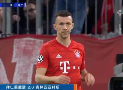 莱万破门佩里希奇进球 拜仁四连胜提前晋级