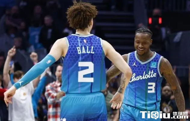 黄蜂117-106轻取活塞