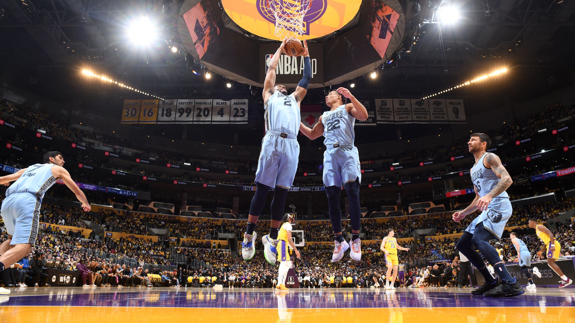 Grizzlies close four-game road trip with 112-103 loss to Lakers | NBA.com