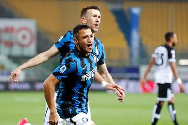 国际米兰与ac米兰哪个厉害