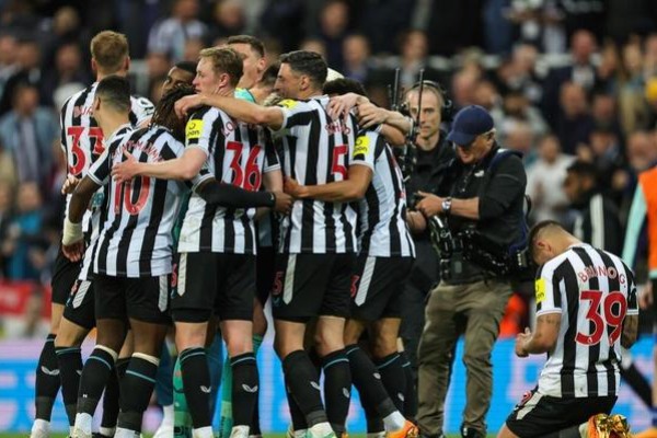 纽卡斯尔重返巅峰！球队时隔20年重返欧冠赛场！