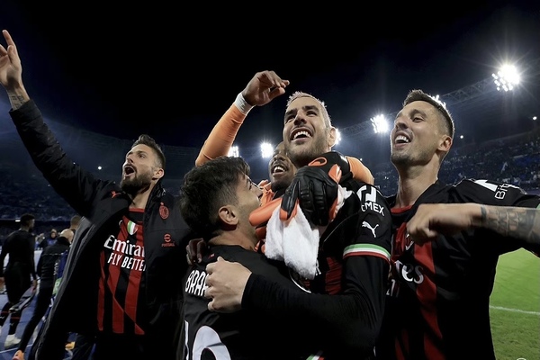 AC米兰重返欧冠四强！16年等待终获回报！