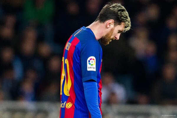 梅西告别巴黎！将于赛季结束后离队