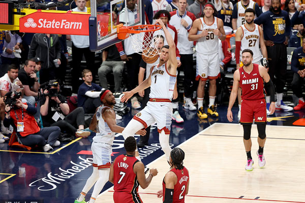 NBA总决赛G5掘金vs热火94-89赢取球队首个总冠军