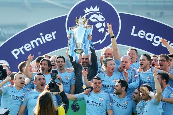 曼城为什么叫蓝月亮？为什么曼城能统治英超世界？