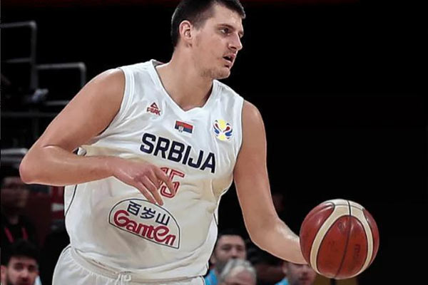 周琦将如何应对约基奇？——中国男篮世界杯挑战塞尔维亚