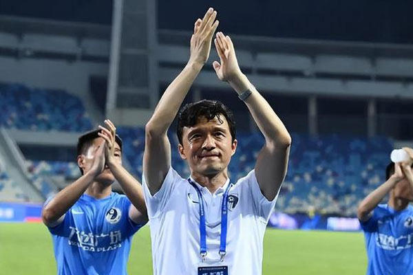 中超联赛掀起换帅潮：谁将成为下一个下课的教练？