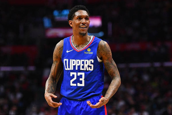 路易斯-威廉姆斯要退役了吗？路威的篮球生涯中有哪些表现？