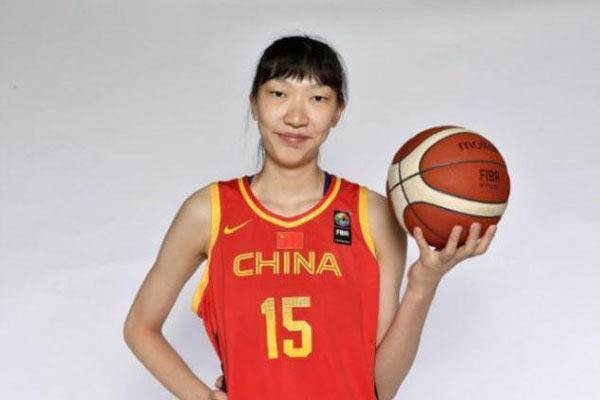 中国女篮亚洲杯12人大名单发布：领军老将携新秀再战亚洲强队