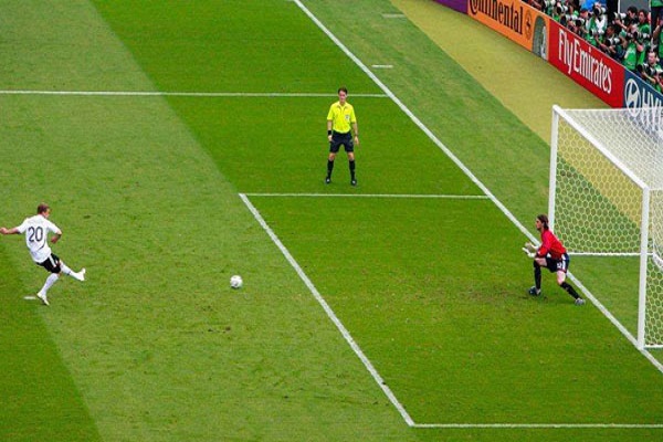 足球罚球不进可以补吗?