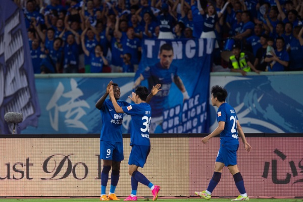 中超争议判罚频发,是否影响了比赛质量与公信力?