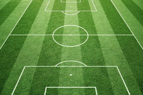 足球场大禁区和小禁区在哪里？