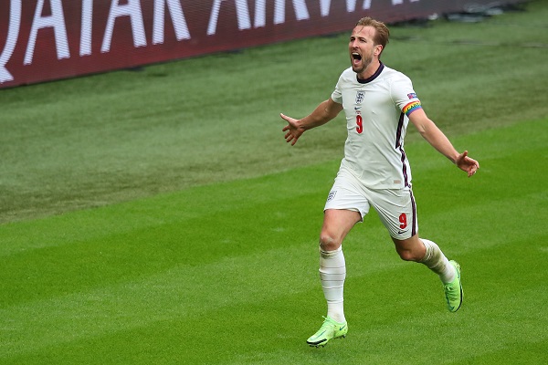 凯恩狂斩四球！热刺友谊赛5-1大胜矿工