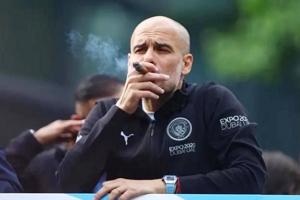 孔蒂vs瓜迪奥拉两位世界级教练的战术比拼如何？