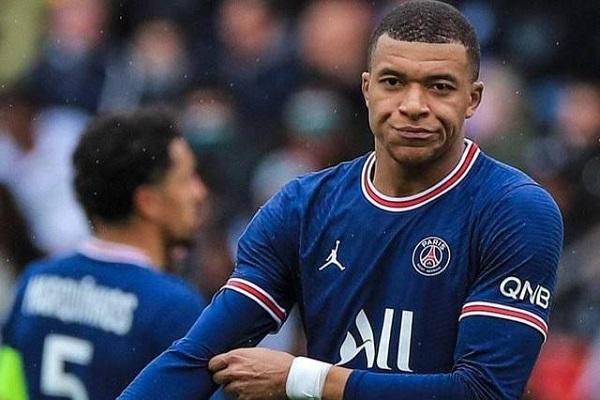 姆巴佩与巴黎解冻关系，双方商讨达成双赢合同方案