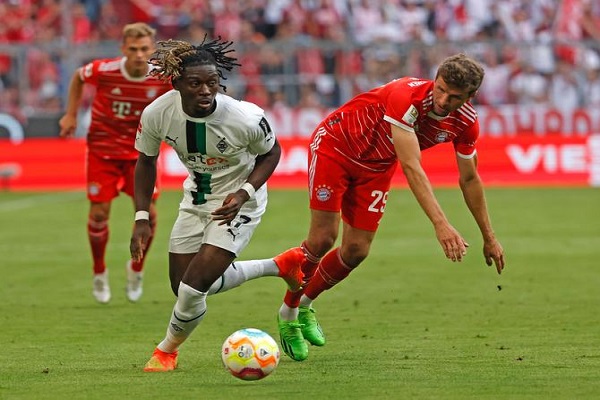 德甲球队经济实力弱于英超，是什么原因限制了财政发展？