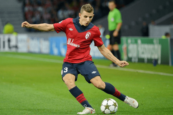 足球中有哪些控球战术？