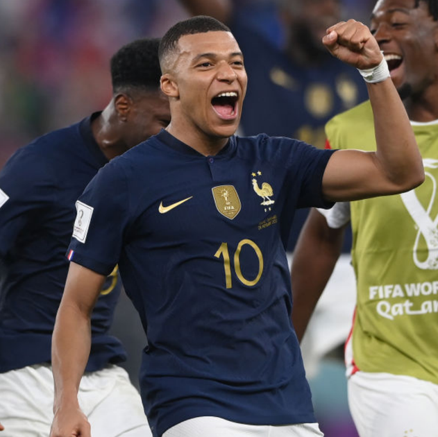 皇马计划在转会窗口最后几天迅速签下姆巴佩