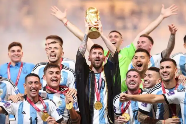 为什么阿根廷人都崇拜梅西？