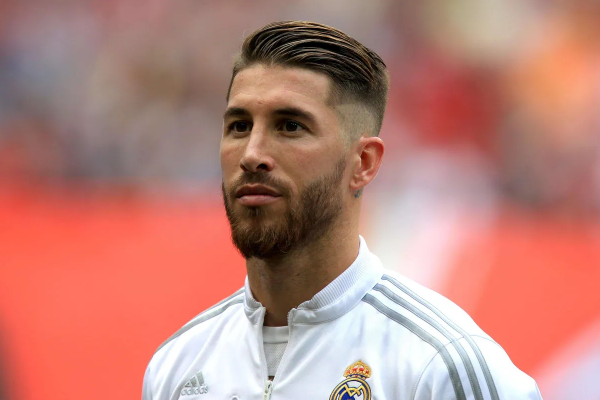 罗马和加拉塔萨雷争夺拉莫斯