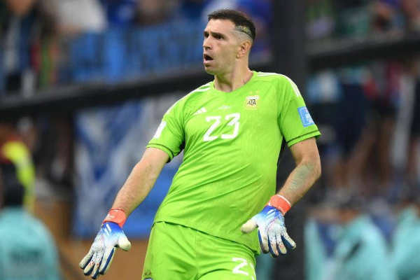 阿根廷门将马丁内斯什么水平？