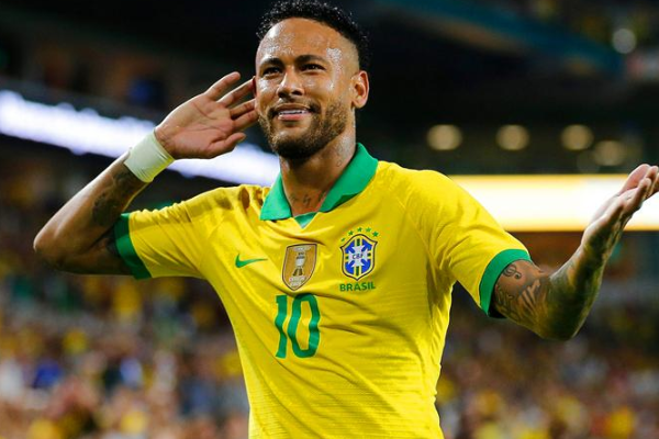 巴西队10号球员是谁？