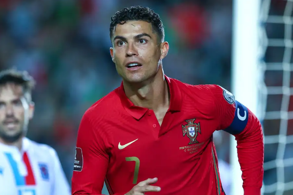 C罗欧冠上演了多少次帽子戏法？