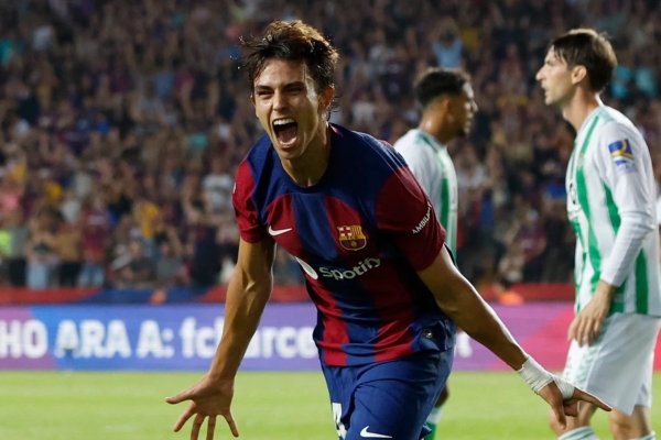 菲利克斯首秀大放异彩助巴塞罗那5-0横扫贝蒂斯