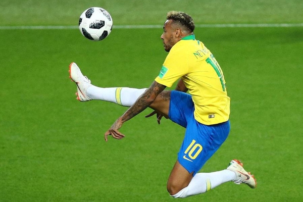 足球停球方法的原理是什么？