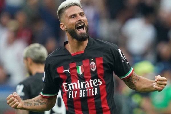 AC米兰与纽卡斯尔欧冠小组赛揭幕战战平0-0后吉鲁感叹运气不佳