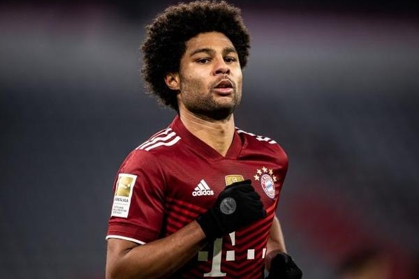 格纳布里：拜仁应在主场对曼联争取三分保持出色的欧冠小组赛表现