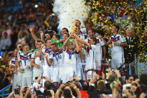 德国足协有哪些财政问题？