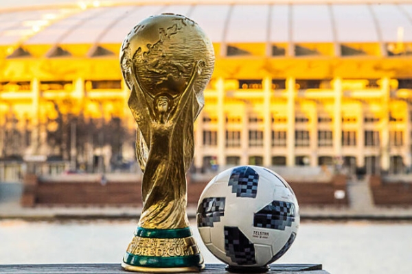 世界杯历史上最令人难忘的瞬间是什么？