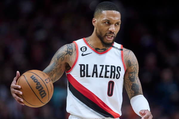 雄鹿、开拓者和太阳达成历史性三方交易