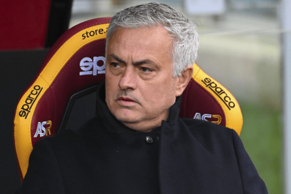 罗马遭遇意甲历史性溃败被热那亚4-1终结17年不败纪录