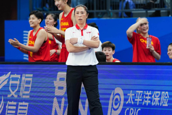 中国女篮在亚运会女篮小组赛中大胜印度尼西亚