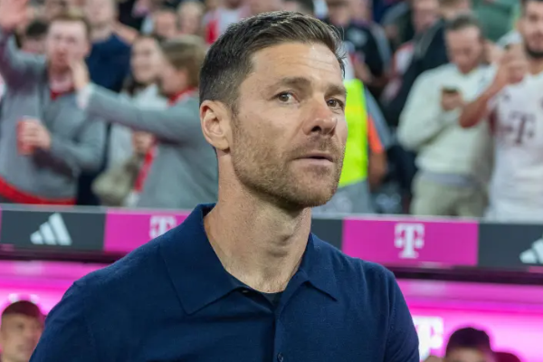 哈维-阿隆索：勒沃库森的魅力与皇马未来执教传闻