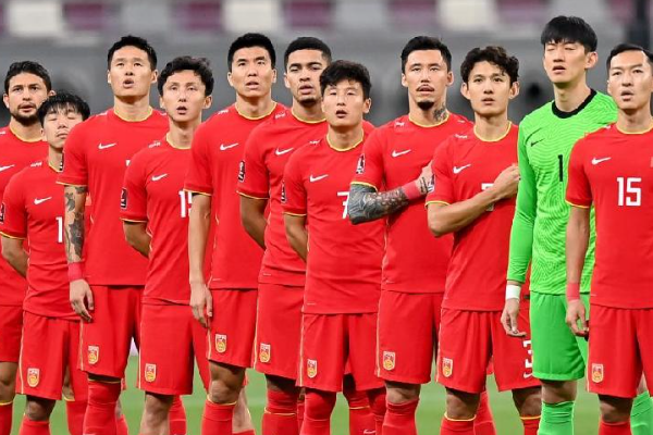 记者点评国足名单：门将位置人选不合理应考虑年轻才俊