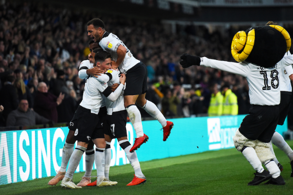 英冠和英甲哪个级别更高？