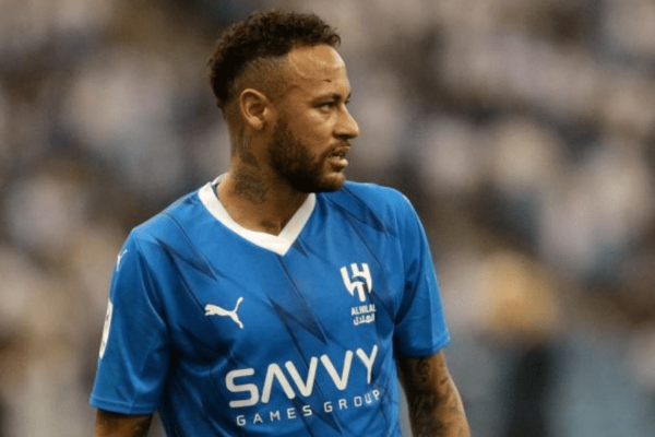 内马尔公开谴责球迷投掷爆米花的行为：这是对足球和人类的羞耻行为