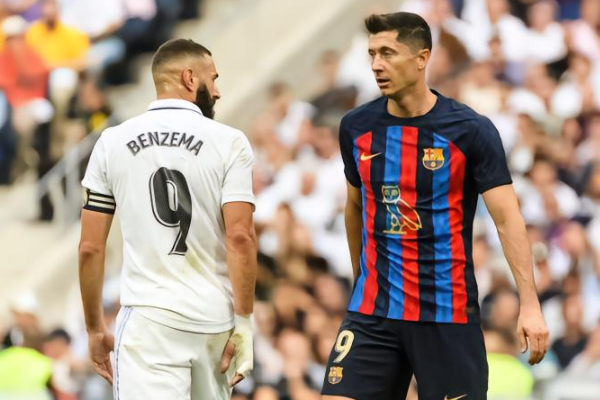 莱万和本泽马谁的职业生涯成就更高？