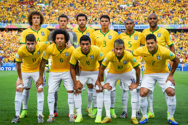 巴西足球国家队的主教练是谁？