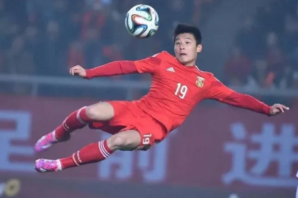 如何评价武磊的踢球技术？