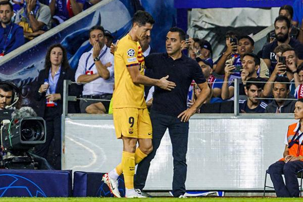 哈维坚信巴萨能力迎战国家德比：皇马“不好对付”但球队准备充分