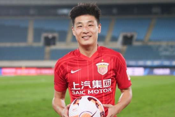 武磊在哪些球队踢过比赛？