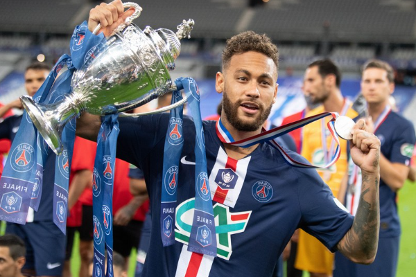 内马尔什么时候赢过欧冠冠军？