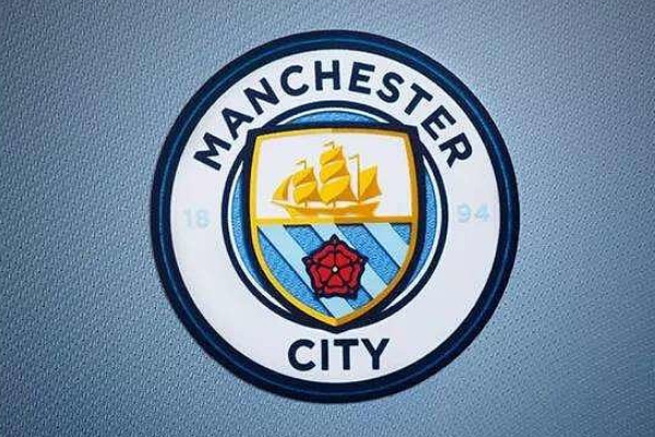 曼城足球俱乐部的发展历程是怎样的？