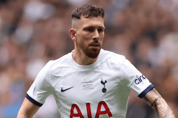 霍伊别尔离队迹象浓厚而热刺为其开价3000万欧元