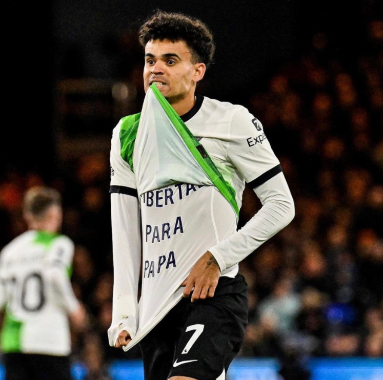 利物浦球员路易斯·迪亚斯恳求释放被绑架父亲