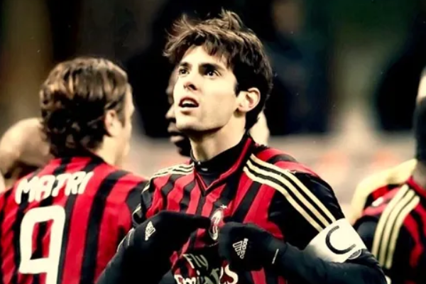 足坛公认的五大帅哥有哪些？